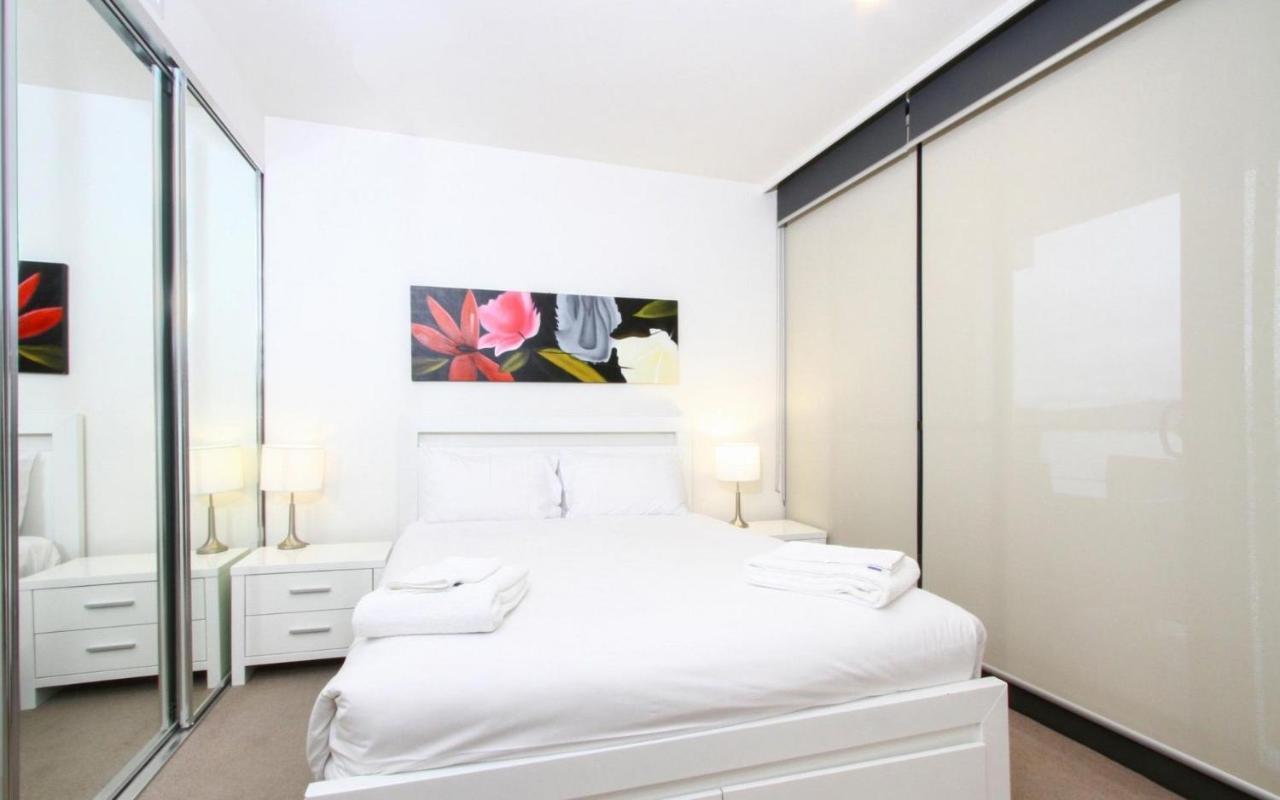 Iq Smart Apartments 704 Braddon Act Canberra Buitenkant foto